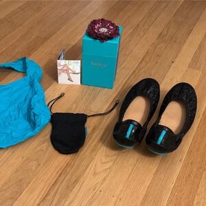 Tieks by Gavrieli Obsidian Black Leather Ballet Flats Size 12 w/box bag & flower